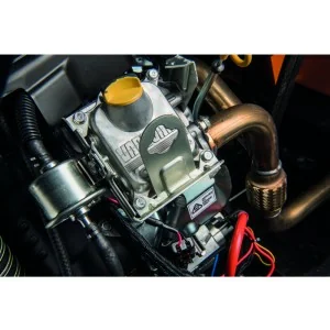 Trituradora de ramas gasolina Forst TR6P de orugas 37 HP