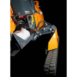 Holzhäcksler Forst XR8D mit 55 PS starken, gelenkigen verfolgte