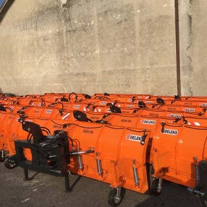 Schneepflug Deleks SSH-04-2.6-W
