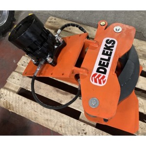 Forstkopf, Schere und hydraulischer Rotator Deleks CF-11R