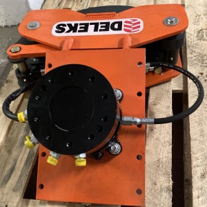 Forestry head, Shear and hydraulic rotator Deleks CF-11R