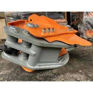 Forestry head, shearer for mini-excavator Deleks CF-18H