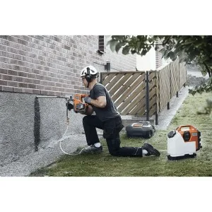 Portable concrete drill Husqvarna DM 540i battery-powered