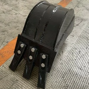 Balde para miniescavadora - 20cm Deleks