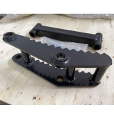 DRS-1000 Backhoe Thumb Spoon Deleks