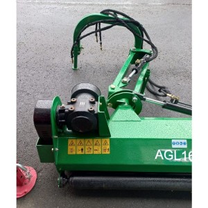 Trituratore laterale per trattore GEO ITALIA AGL 165