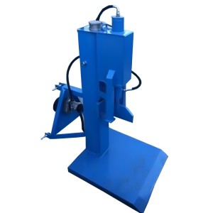 Rachador de lenha para trator Garto 15T - 20T