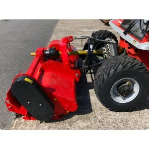 Fronthäcksler für Traktor Becchio mandrile TB 540 rpm