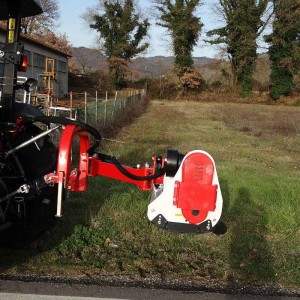 Trituratore a braccio laterale PTO Giemme BCL 140 - 220 cm