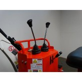 Rétrocaveuse à déplacement latéral PTO Giemme BHSM