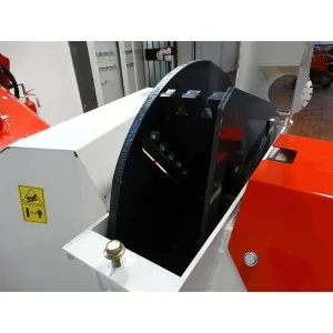 Giemme WC-R tractor-mounted bio shredder with hydraulic rotor