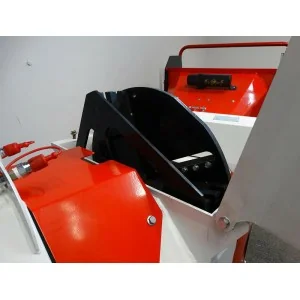 Giemme WC-R tractor-mounted bio shredder with hydraulic rotor