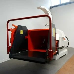 Giemme WC-R tractor-mounted bio shredder with hydraulic rotor