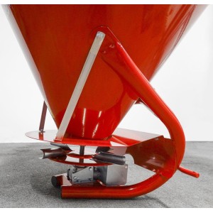 Fertilizer Spreader for Tractor Giemme CN 300 - 500 L