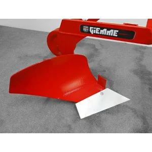 Giemme DP laterally adjustable tractor plow 12-40 HP