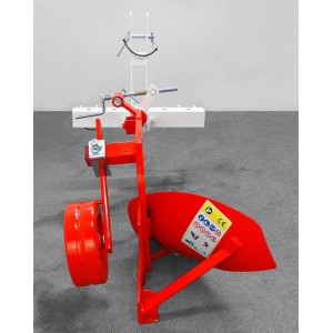 Charrue pour tracteur Giemme DP ajustable latéralement 12-40 HP