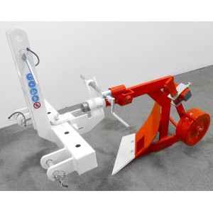 Aratro per trattore Giemme DP regolabile lateralmente 12-40 HP