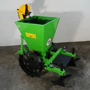 Giemme PT PTO potato planter with one or two rows