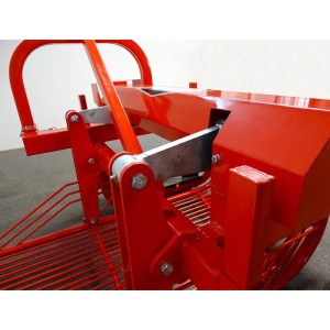 Картоплекопачка PTO Giemme 4U55 бічний вихід 55 см