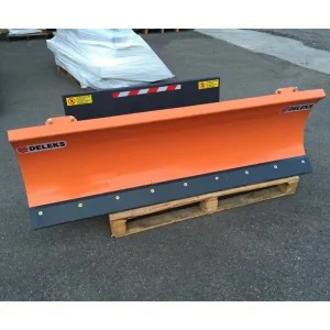 Snow plow for tractor Deleks LNS-130-M