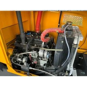 Loader Garto 932 engine