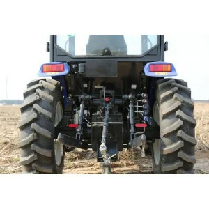 Tractor con cabina Lovol M404C motor Doosan D18 40 HP