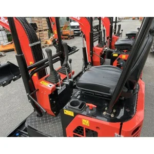 Mini small excavator Deleks A80 B&S engine 13,5 HP