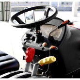 Tracteur Zeppelin RhTractor avec traction 4x4 Zeppelin Rhinoceros 454 45 HPinoceros 254 25 HP