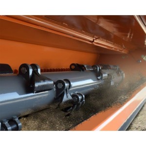 Crusher with adjustable gate EuroCentauro León