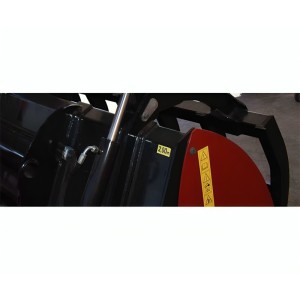 Godet chargeur tracteur type Manitou ES70880 Zeppelin