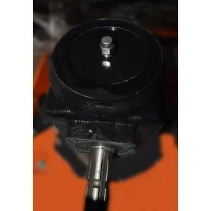 Herse rotative montée sur tracteur Zeppelin ESGRADAROT 1300-2000 mm