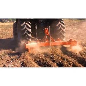 Reinforced subsoiler for EuroCentauro Bañeza tractor