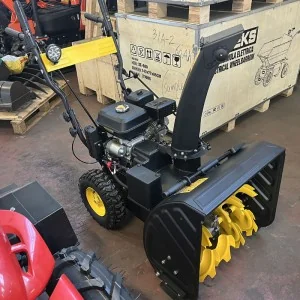 Gasoline snow blower Deleks engine Loncin 208 cc