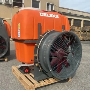 Anhängespritze für Traktor Deleks MARTE 600 Liter