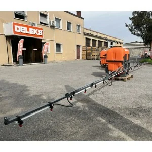 Pulverizador con barra para tractor Deleks GIOVE 600 Litros