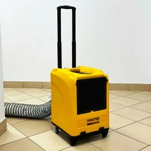 Professional dehumidifier with water pump Master DHP 20