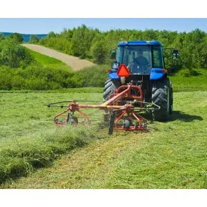 Rastrillo doble rotor para tractor Zeppelin 300 cm