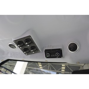 Trator com cabina Hanwo 704C 75 CV