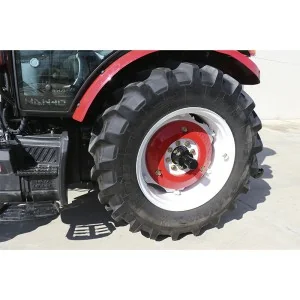 Tractor with cab Hanwo 704C 75 HP