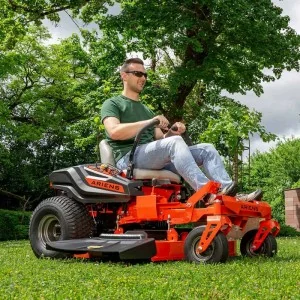 Cortador de relva zero-voltas Ariens Edge 42 SD 107 cm ejeção lateral