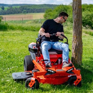 Tosaerba a raggio zero Ariens Ikon 42 SD Motore Kawasaki 726 cc