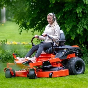 Ariens Ikon 52 SD 132 cm tracteur tondeuse à rayon de braquage zéro