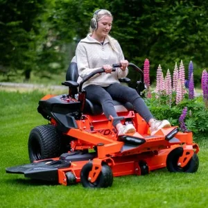 Ariens Ikon 52 SD 132 cm tracteur tondeuse à rayon de braquage zéro