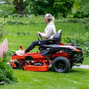 Ariens Ikon 52 SD 132 cm tracteur tondeuse à rayon de braquage zéro