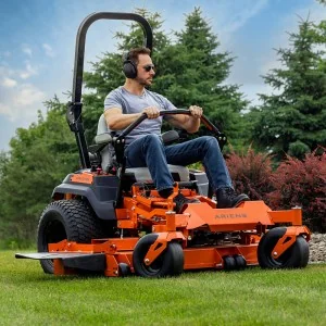 Cortador de relva zero-voltas Ariens Zenith 52 132 cm