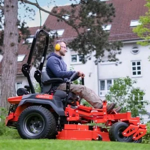 Zero turn mower Ariens Zenith 52 132 cm