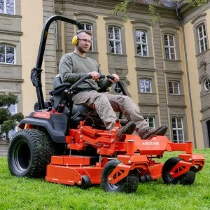 Cortador de relva zero-voltas Ariens Zenith 52 132 cm