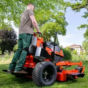 Акумуляторна газонокосарка Ariens Arrow E 48 122 см з нульовим ходом