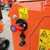 Mini-pelle Deleks M80 Moteur Briggs&Stratton 13,5 HP