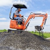 Mini excavator Deleks M80 gasoline engine B&S 13.5 HP